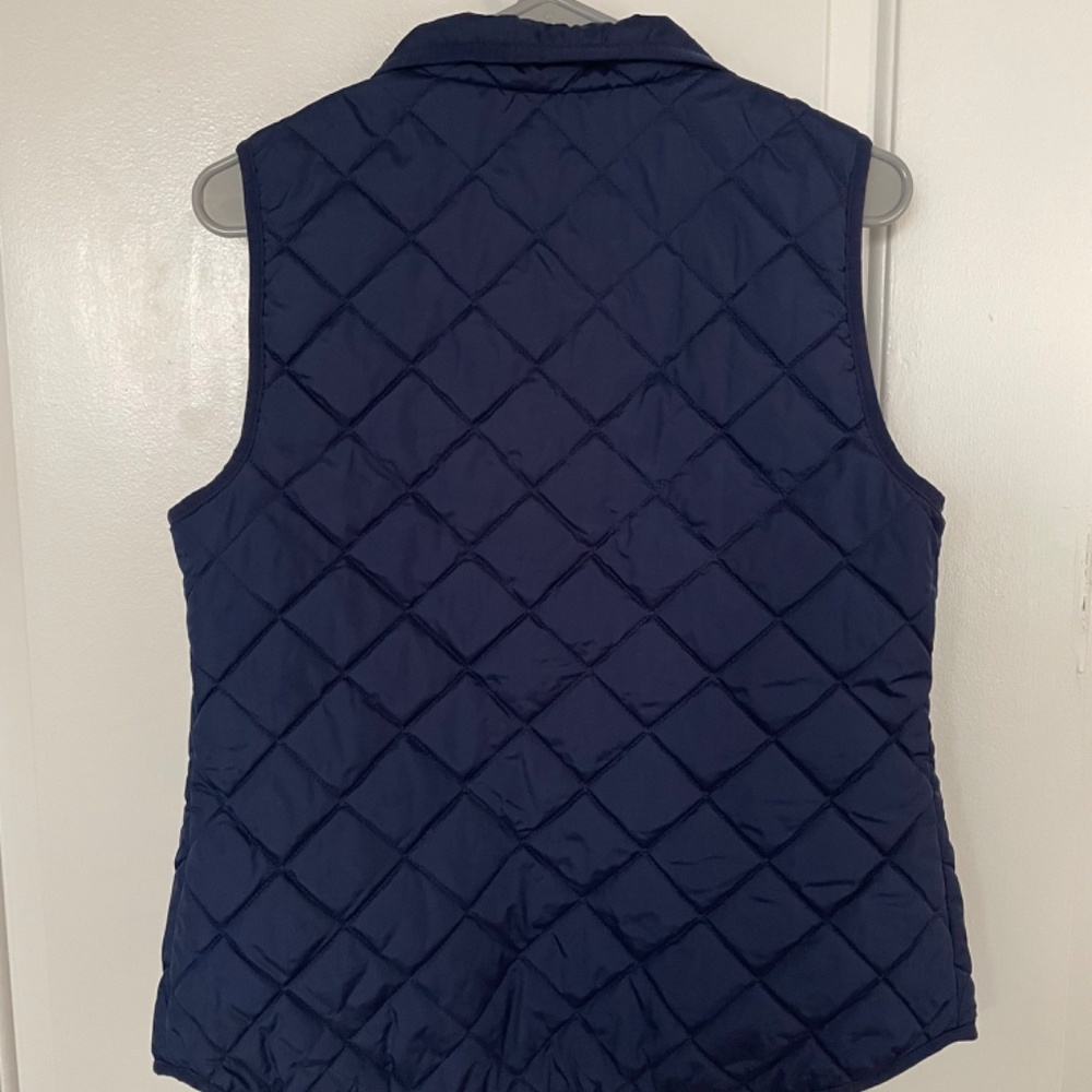 Vest - Picture 2 of 3